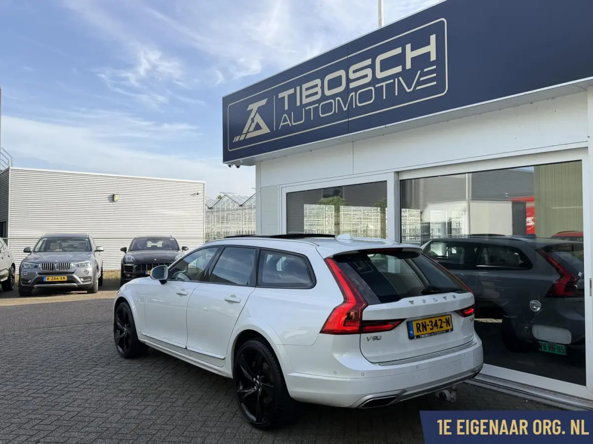 2.0 T5 AWD PRO PANORAMA 360 gr CAM