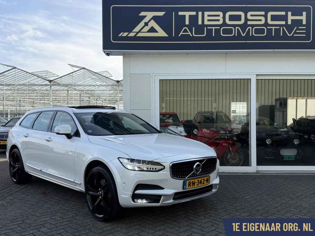 2.0 T5 AWD PRO PANORAMA 360 gr CAM