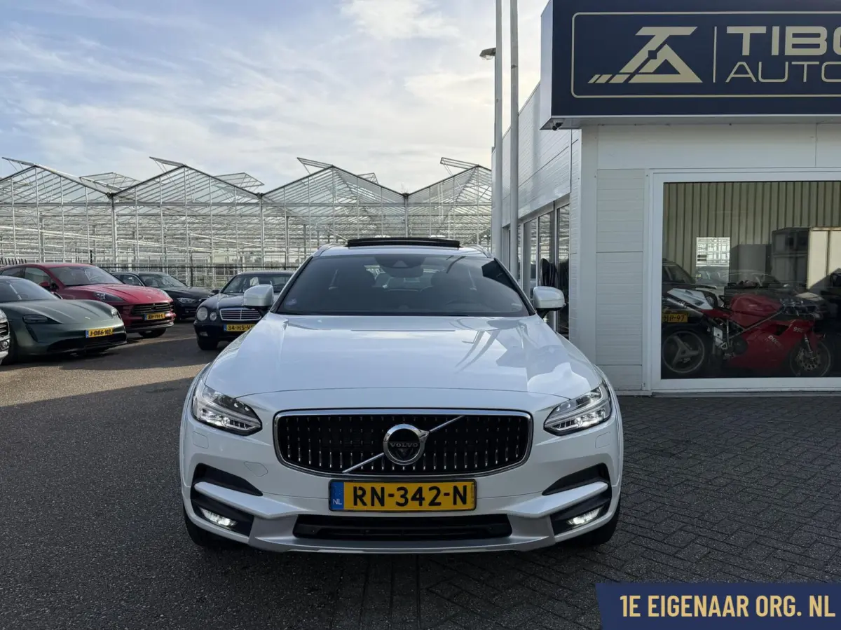 2.0 T5 AWD PRO PANORAMA 360 gr CAM