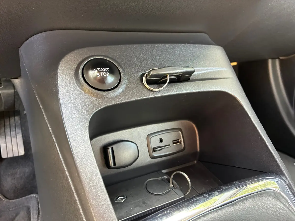 0.9 TCe Dynamique | Keyless + Clima + Cruise + Navi nu €6.975,-!!!
