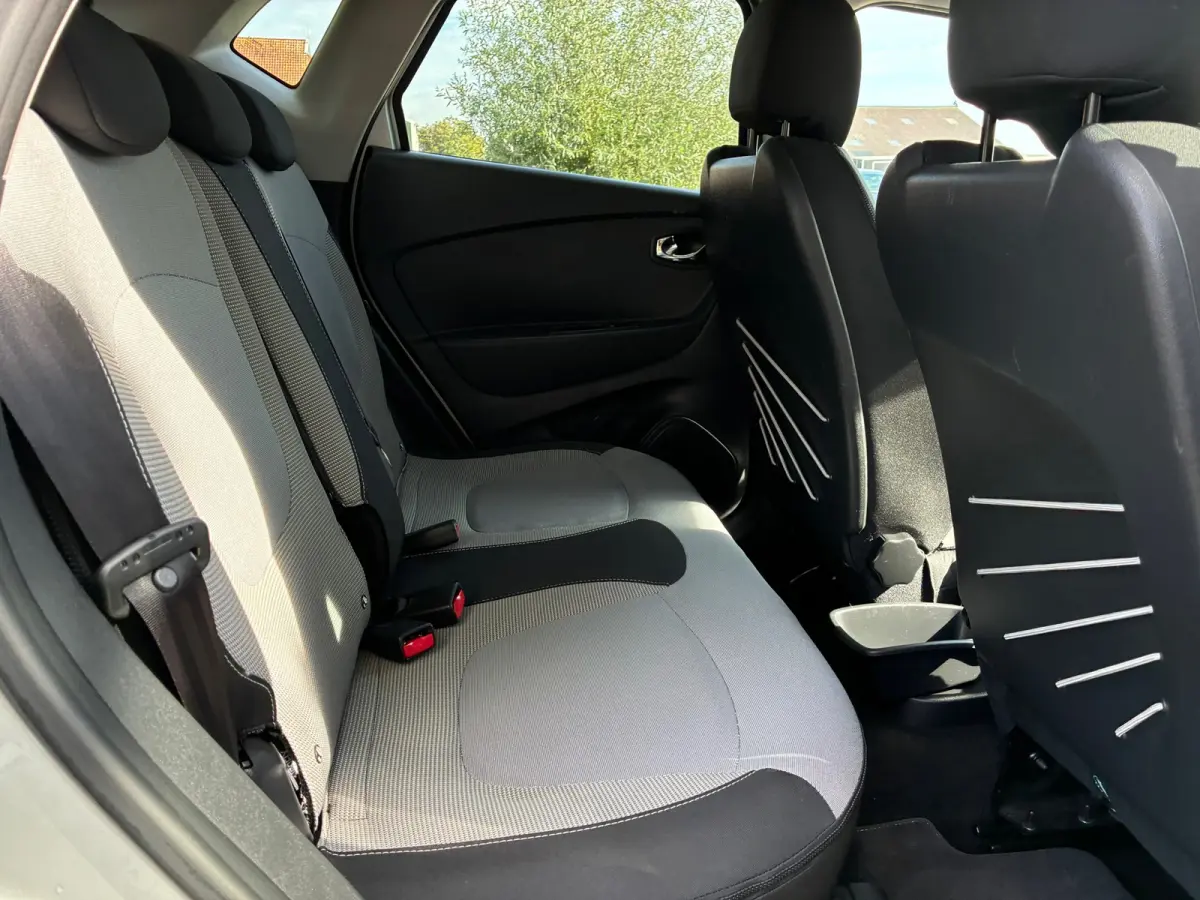 0.9 TCe Dynamique | Keyless + Clima + Cruise + Navi nu €6.975,-!!!