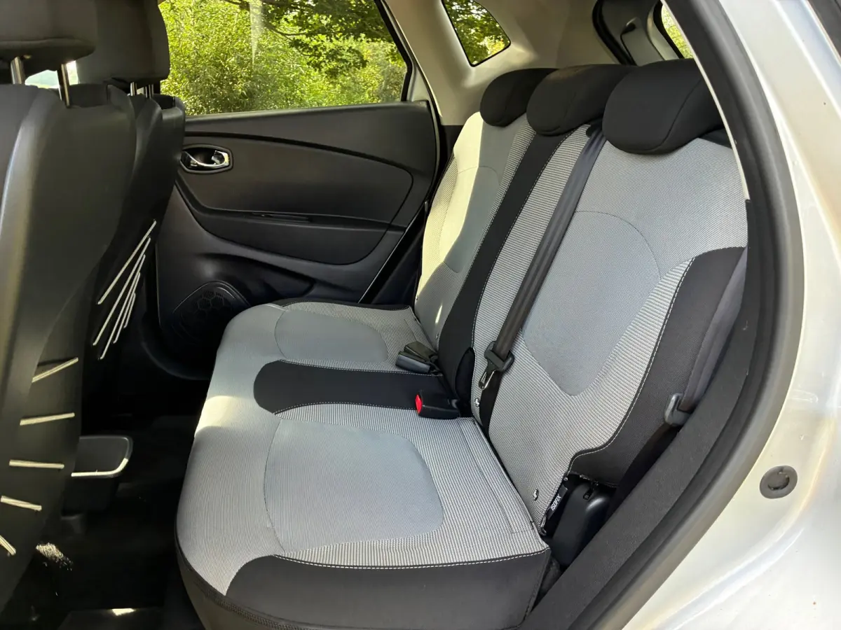 0.9 TCe Dynamique | Keyless + Clima + Cruise + Navi nu €6.975,-!!!