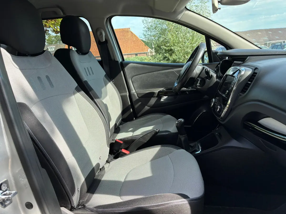 0.9 TCe Dynamique | Keyless + Clima + Cruise + Navi nu €6.975,-!!!