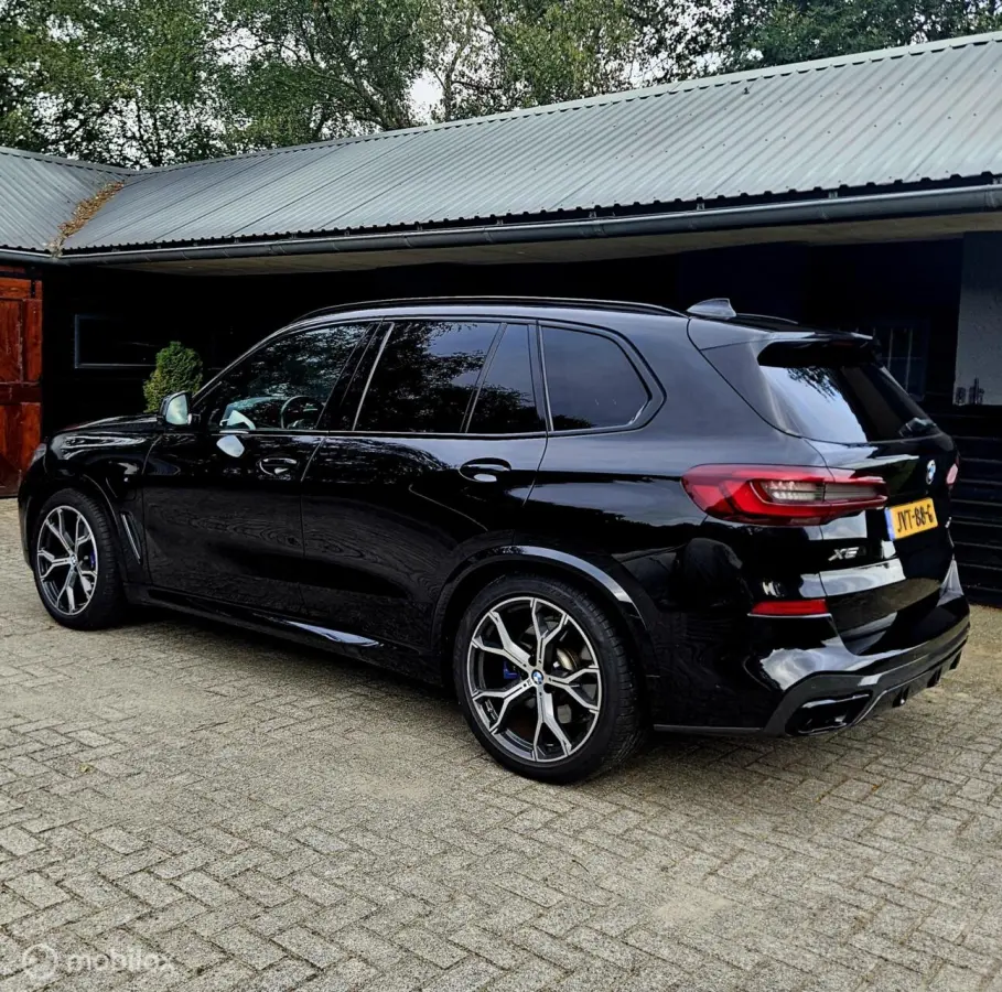 xDrive45E High Executive Hybride 394PK | SKY Lounge