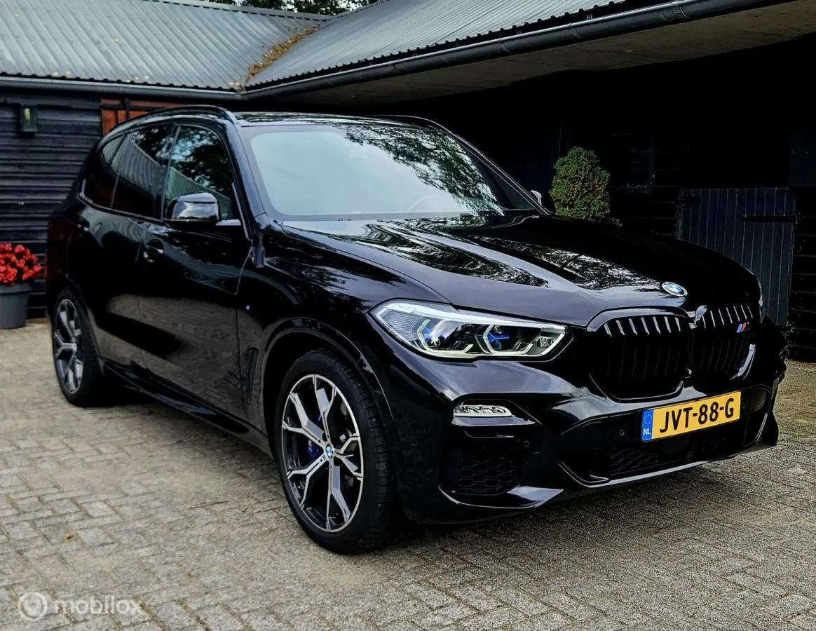 xDrive45E High Executive Hybride 394PK | SKY Lounge