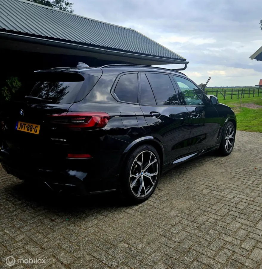 xDrive45E High Executive Hybride 394PK | SKY Lounge