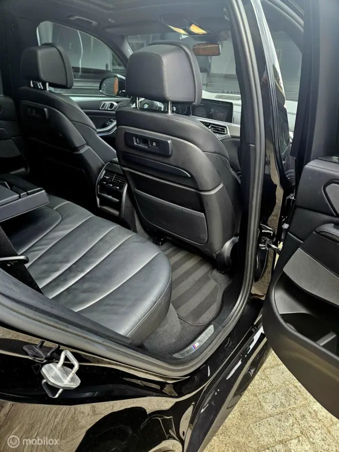 xDrive45E High Executive Hybride 394PK | SKY Lounge