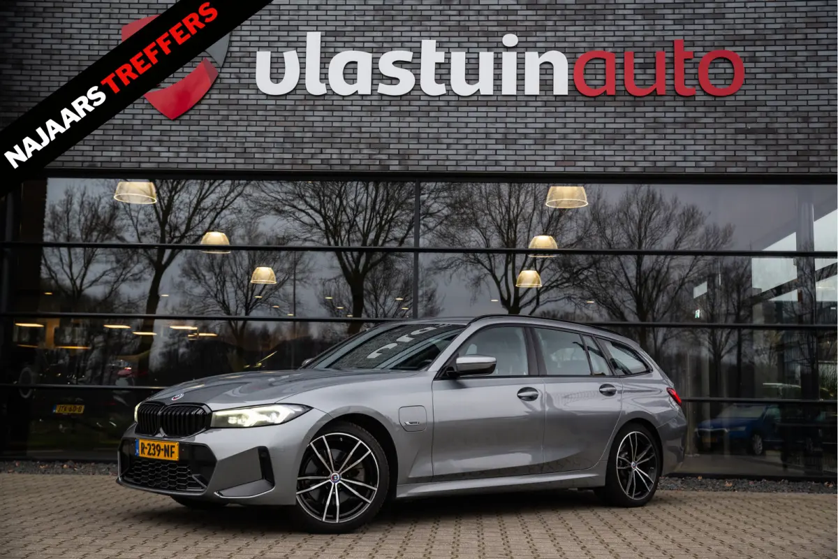 320e M-Sport , SOH 94% , Facelift!, Sfeerverlichting, Achteruitrijcamera