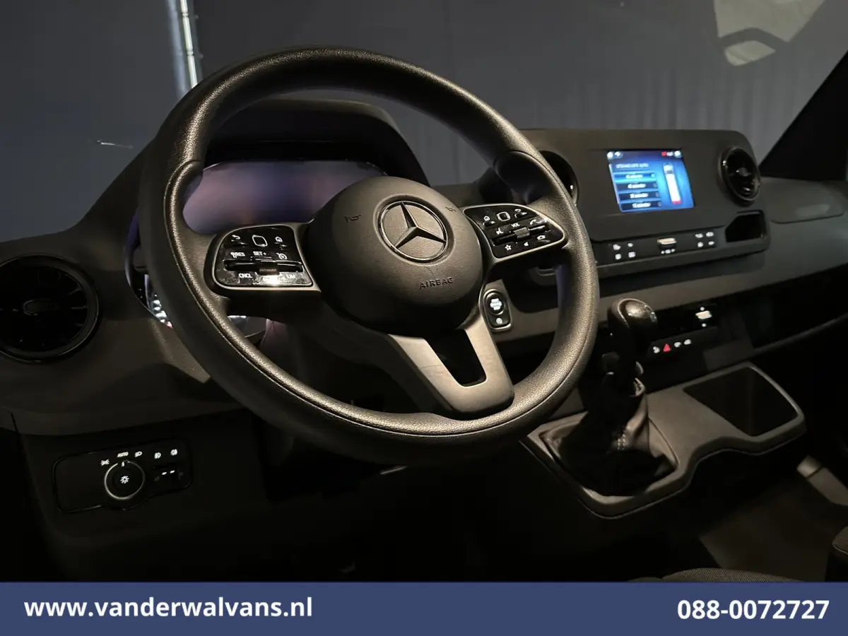 317 CDI 170pk L3H2 Euro6 Airco | 360 graden Camera | Navigatie | Apple Carplay | Cruisecontrol Android Auto, Stoelverwarming, Chauffeursstoel, 270 Graden Achterdeuren, Parkeersensoren, Bijri