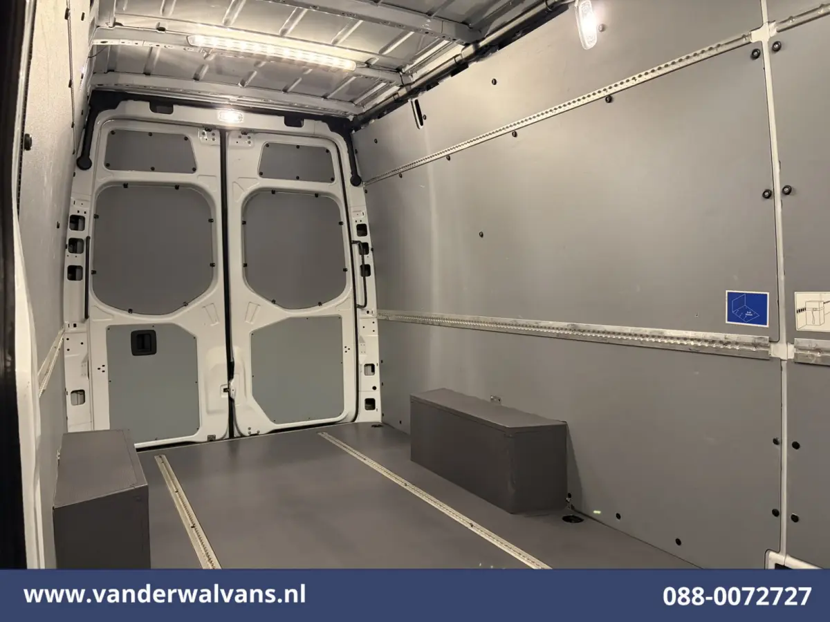 317 CDI 170pk L3H2 Euro6 Airco | 360 graden Camera | Navigatie | Apple Carplay | Cruisecontrol Android Auto, Stoelverwarming, Chauffeursstoel, 270 Graden Achterdeuren, Parkeersensoren, Bijri