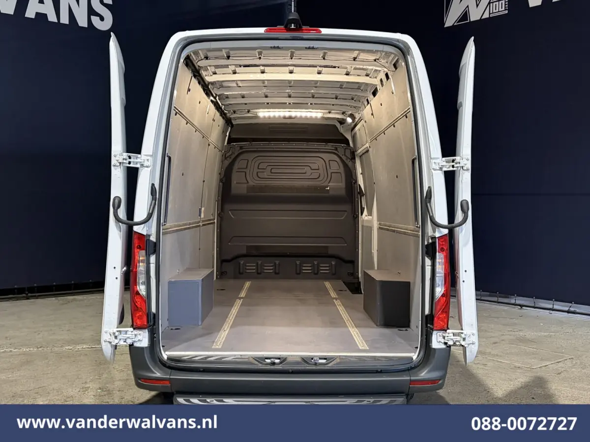 317 CDI 170pk L3H2 Euro6 Airco | 360 graden Camera | Navigatie | Apple Carplay | Cruisecontrol Android Auto, Stoelverwarming, Chauffeursstoel, 270 Graden Achterdeuren, Parkeersensoren, Bijri