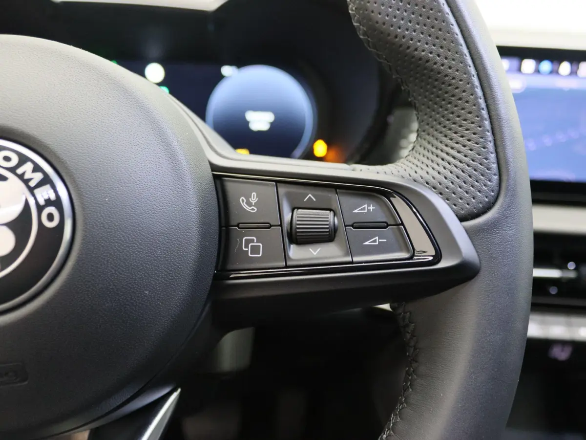1.3T PHEV Sprint Aut. | LED | Adaptieve Cruise Control | Navi |
