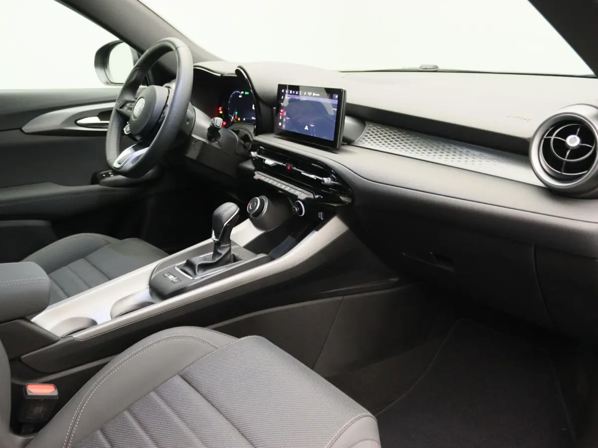 1.3T PHEV Sprint Aut. | LED | Adaptieve Cruise Control | Navi |