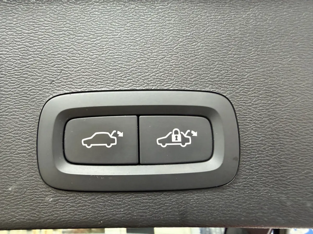 1.5 T4 Core Bright Carplay Achteruitrijcamera
