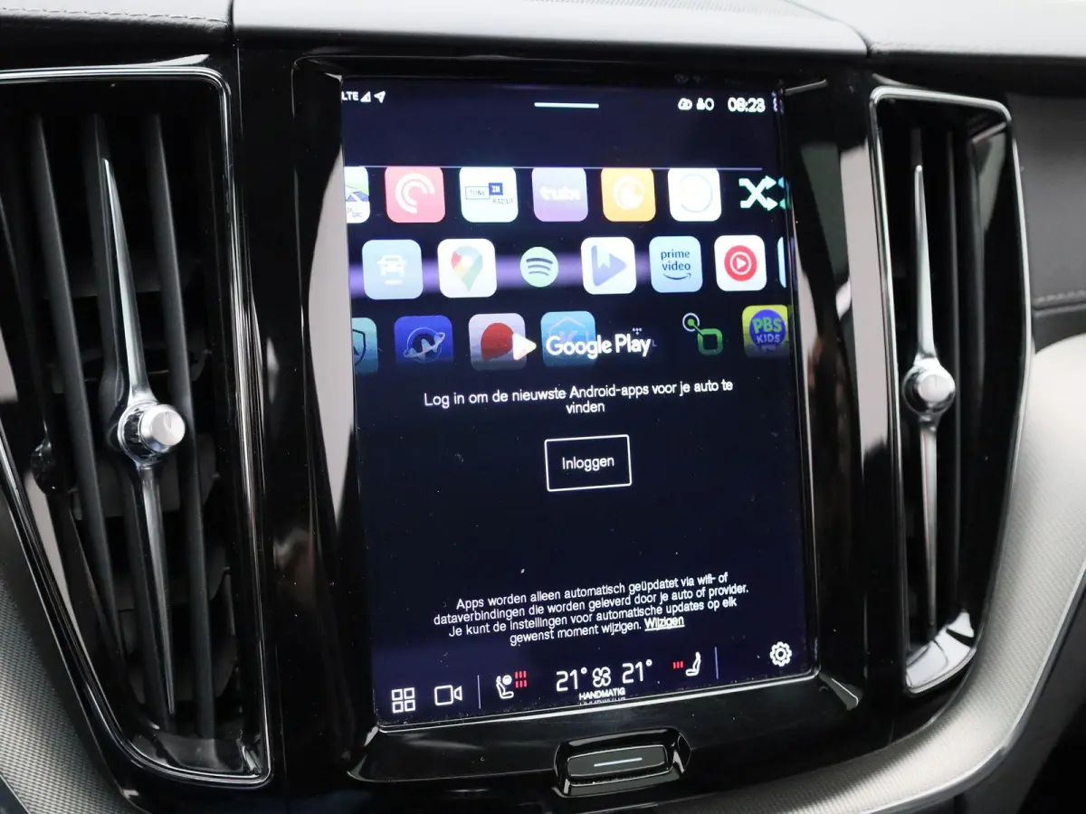 2.0 T8 Plug-in hybrid AWD Plus Dark | Panoramadak | Automaat | Apple Carplay / Android Auto | Stoel-stuurverwarming | Virtual Cockpit | Camera | Climate Control | Leder | Elektrisch Verstelb