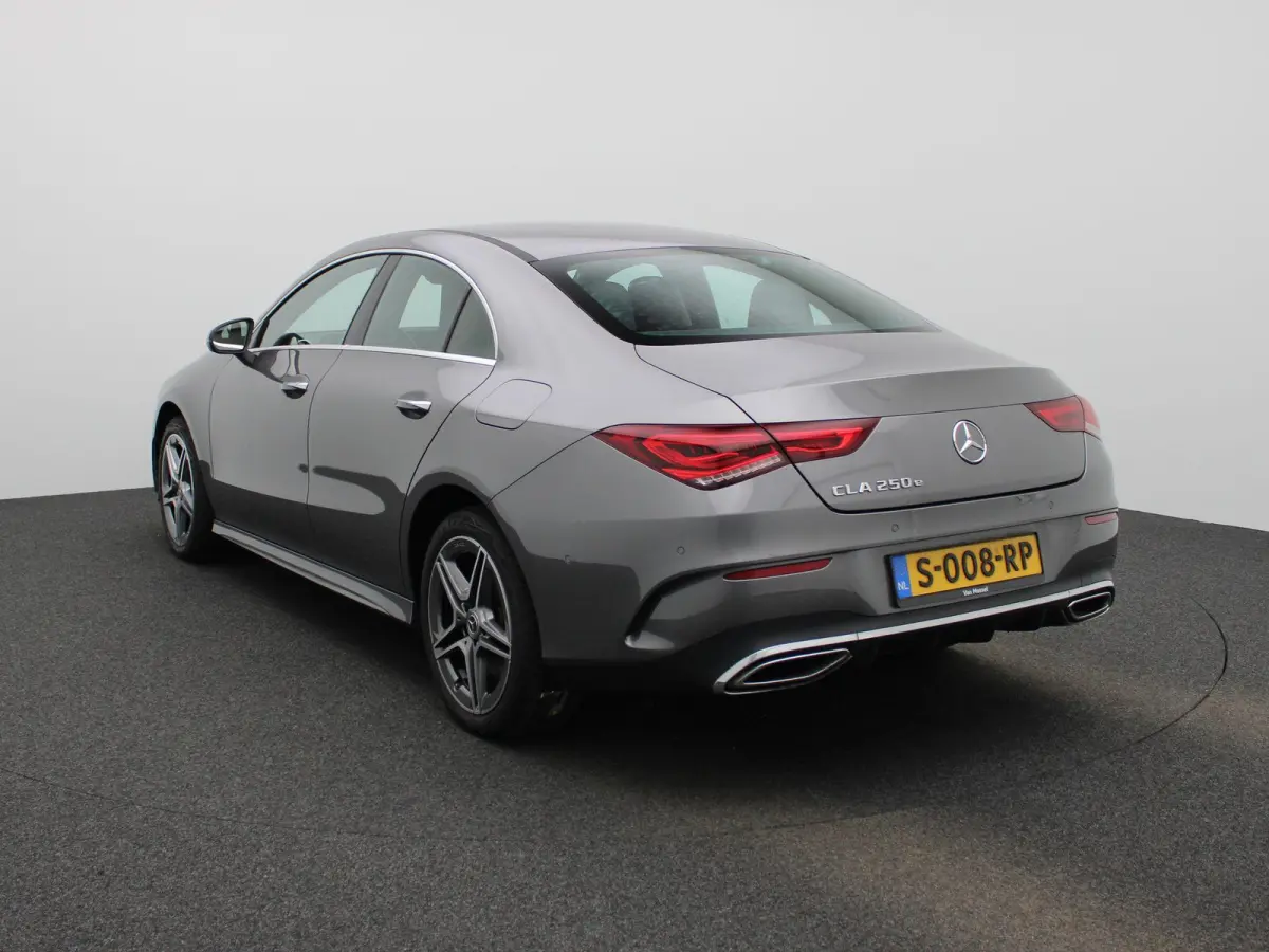 250 e AMG Line | Automaat | LMV | Virtual cockpit | Sfeer verlichting | Parkeer sensoren | Camera | Leder | Navigatie | Climate control | Stoel verwarming | DAB | Cruise control