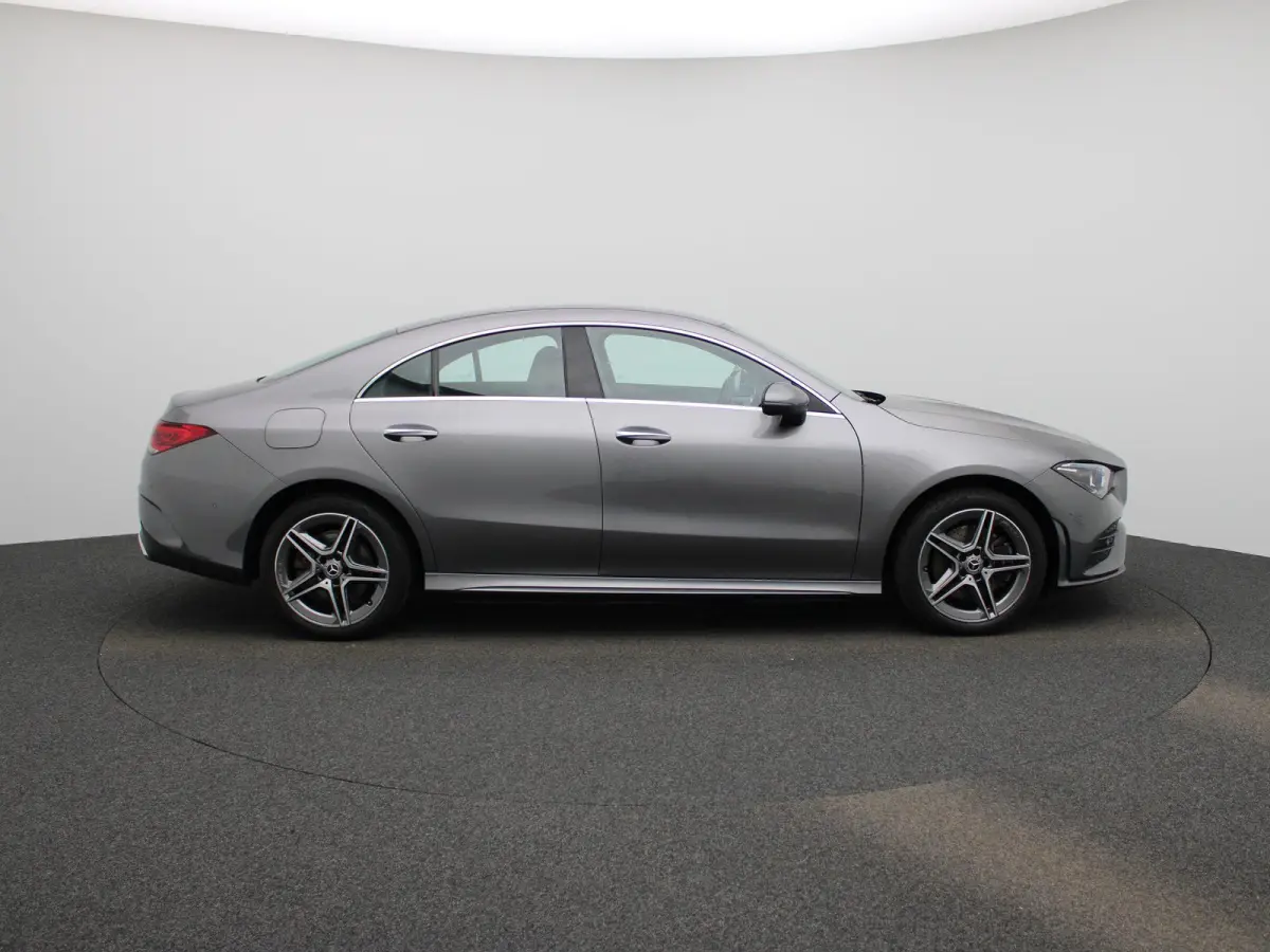 250 e AMG Line | Automaat | LMV | Virtual cockpit | Sfeer verlichting | Parkeer sensoren | Camera | Leder | Navigatie | Climate control | Stoel verwarming | DAB | Cruise control