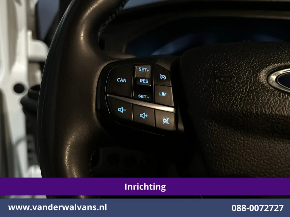 2.0 TDCI L1H1 Inrichting Euro6 Airco | 2500kg Trekhaak | Camera | Omvormer | LED | Cruisecontrol | Android Auto Stoelverwarming, Verwarmde voorruit, Parkeersensoren, Bijrijdersbank