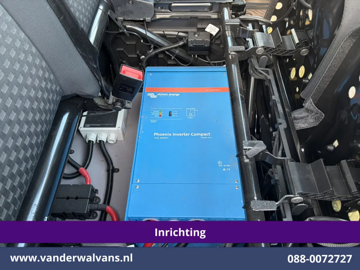 2.0 TDCI L1H1 Inrichting Euro6 Airco | 2500kg Trekhaak | Camera | Omvormer | LED | Cruisecontrol | Android Auto Stoelverwarming, Verwarmde voorruit, Parkeersensoren, Bijrijdersbank