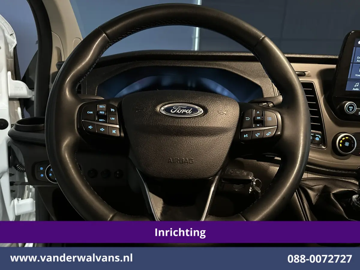 2.0 TDCI L1H1 Inrichting Euro6 Airco | 2500kg Trekhaak | Camera | Omvormer | LED | Cruisecontrol | Android Auto Stoelverwarming, Verwarmde voorruit, Parkeersensoren, Bijrijdersbank
