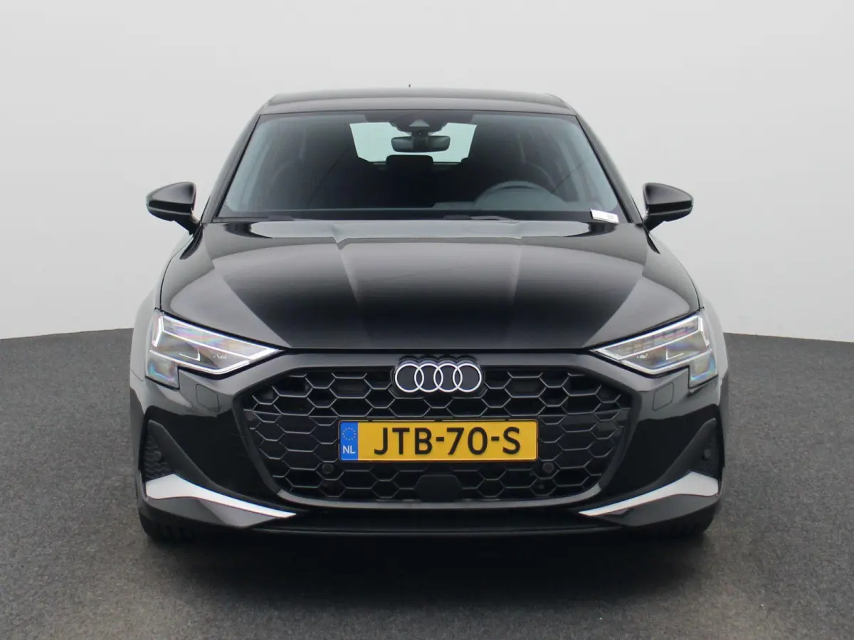 40 TFSI e S edition l Demo l Cruise control l Airco l Navigatie l Stoelverwarming l Elektr. instel. bestuurd.stoel l Parkeersensoren l Audi virtual cockpit plus l Audi drive select l Lichtme