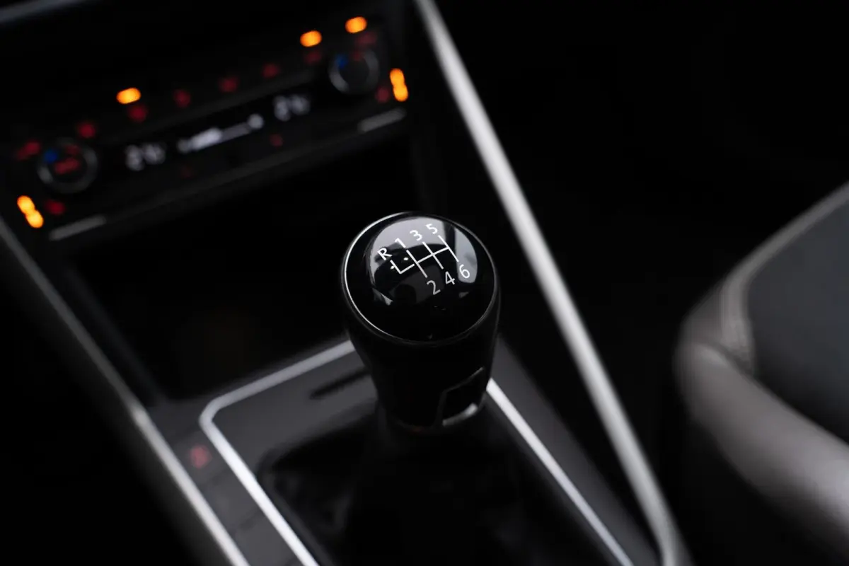 1.0 TSI R-LINE|PANO|CARPLAY|17''|ACC|LED|PDC
