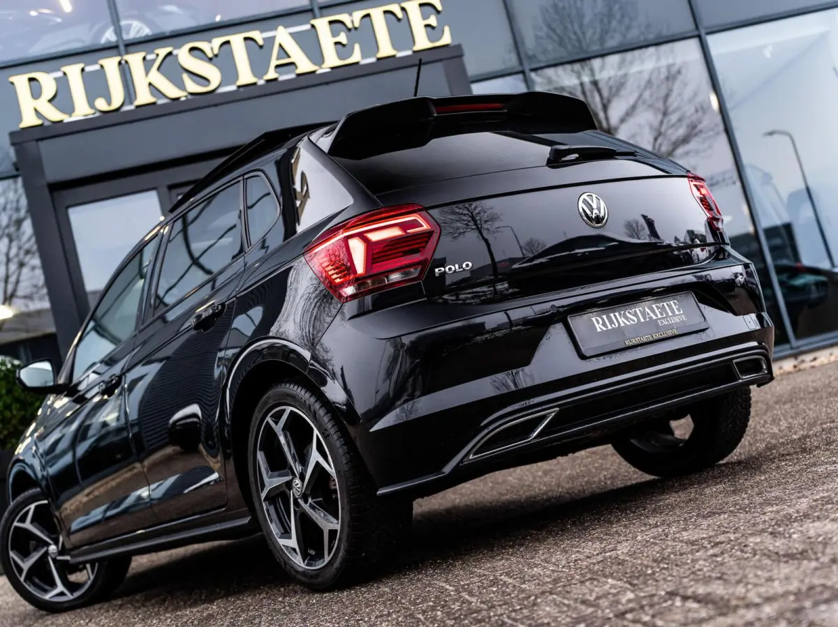 1.0 TSI R-LINE|PANO|CARPLAY|17''|ACC|LED|PDC