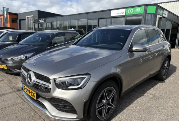 200 Premium AMG-line