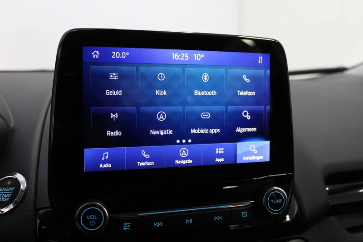 1.0 EcoBoost Titanium 126PK, RIJKLAAR!! | TREKHAAK | CARPLAY | DEELS LEER