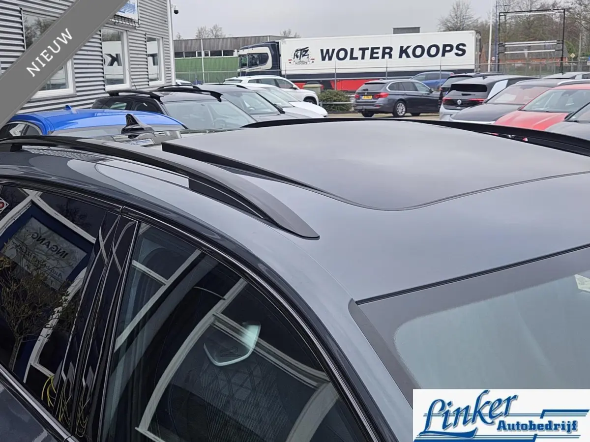 1.5 NIEUW! eHybrid R-Line 272PK PANO/TREKHAAK/DIRECT INZETBAAR