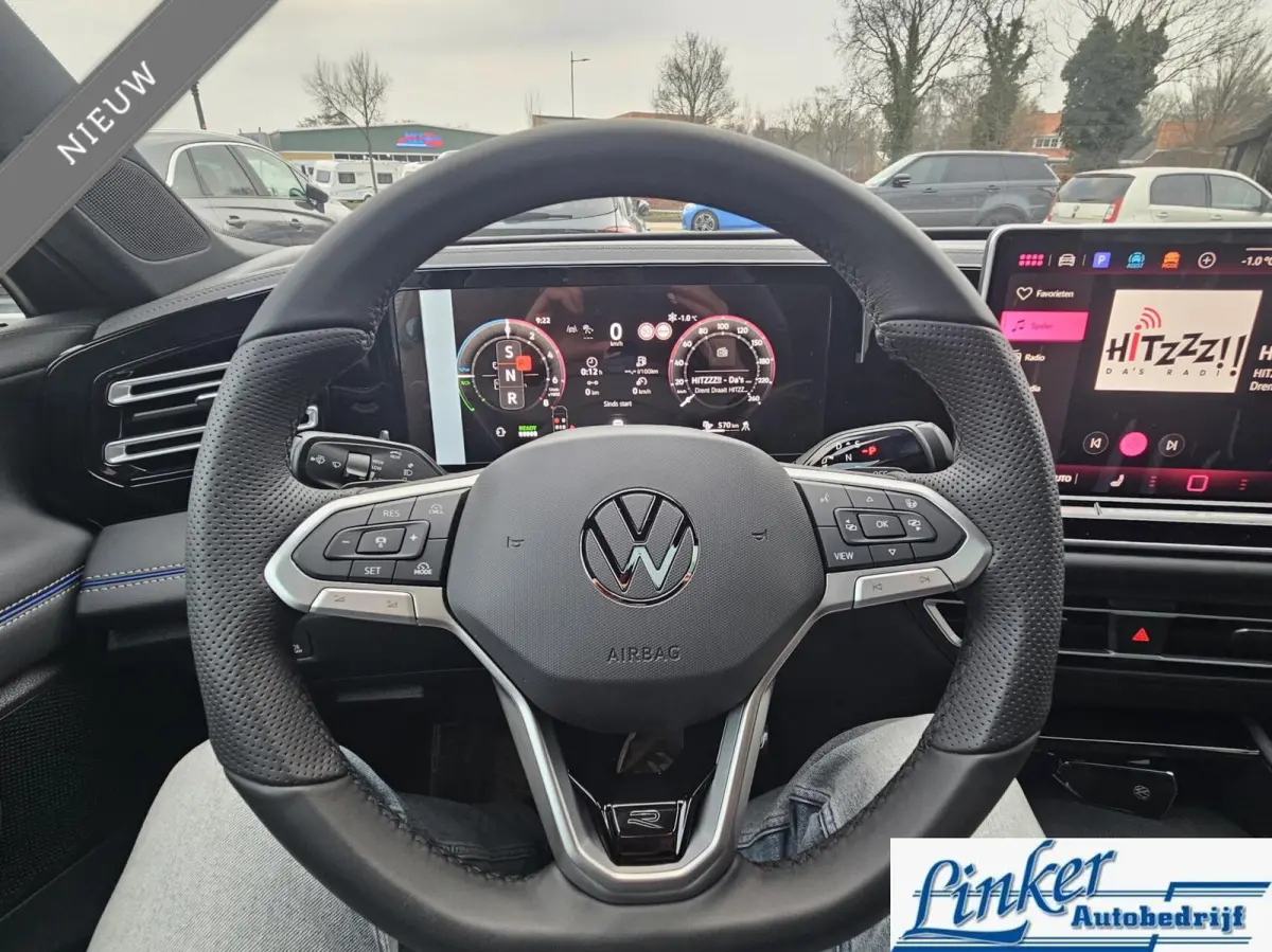 1.5 NIEUW! eHybrid R-Line 272PK PANO/TREKHAAK/DIRECT INZETBAAR