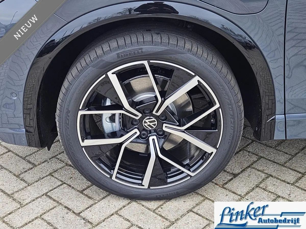 1.5 NIEUW! eHybrid R-Line 272PK PANO/TREKHAAK/DIRECT INZETBAAR