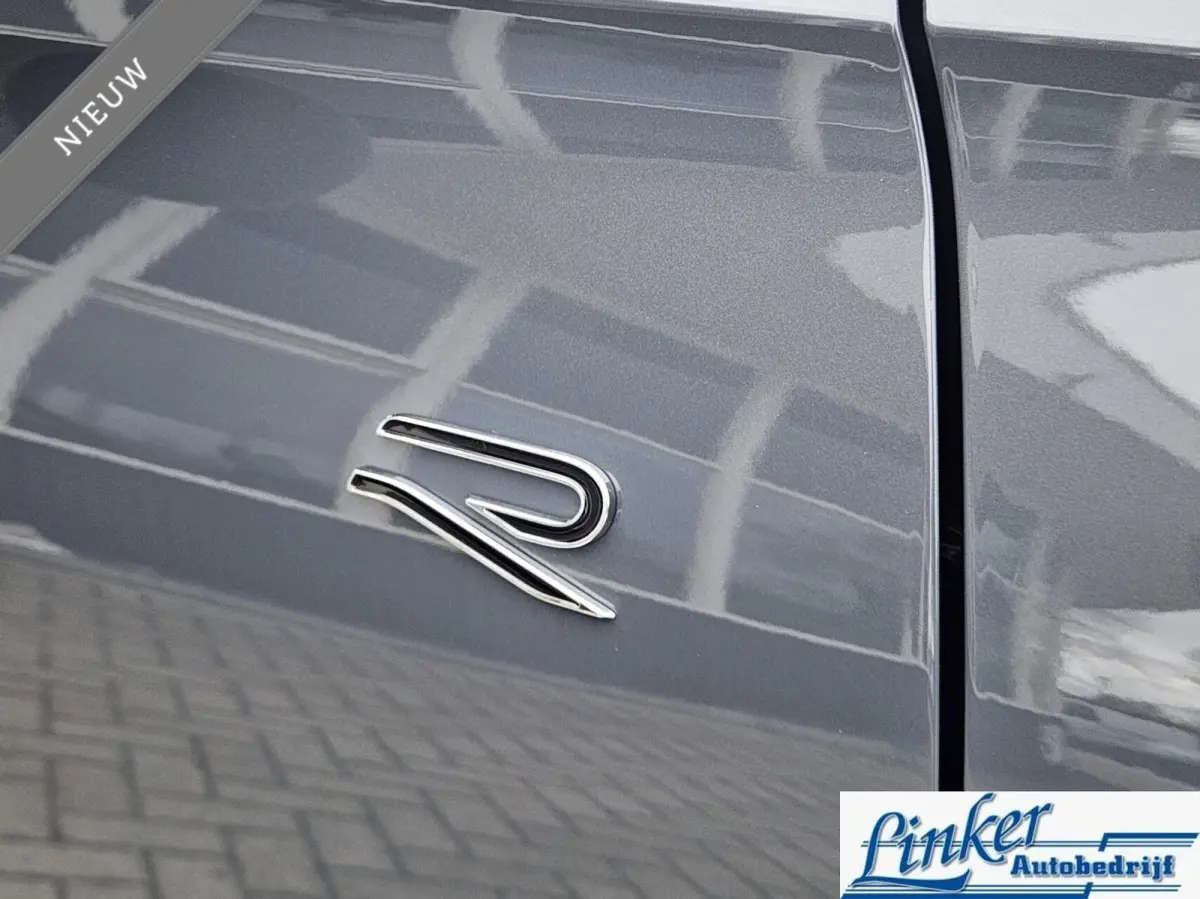 1.5 NIEUW! eHybrid R-Line 272PK PANO/TREKHAAK/DIRECT INZETBAAR