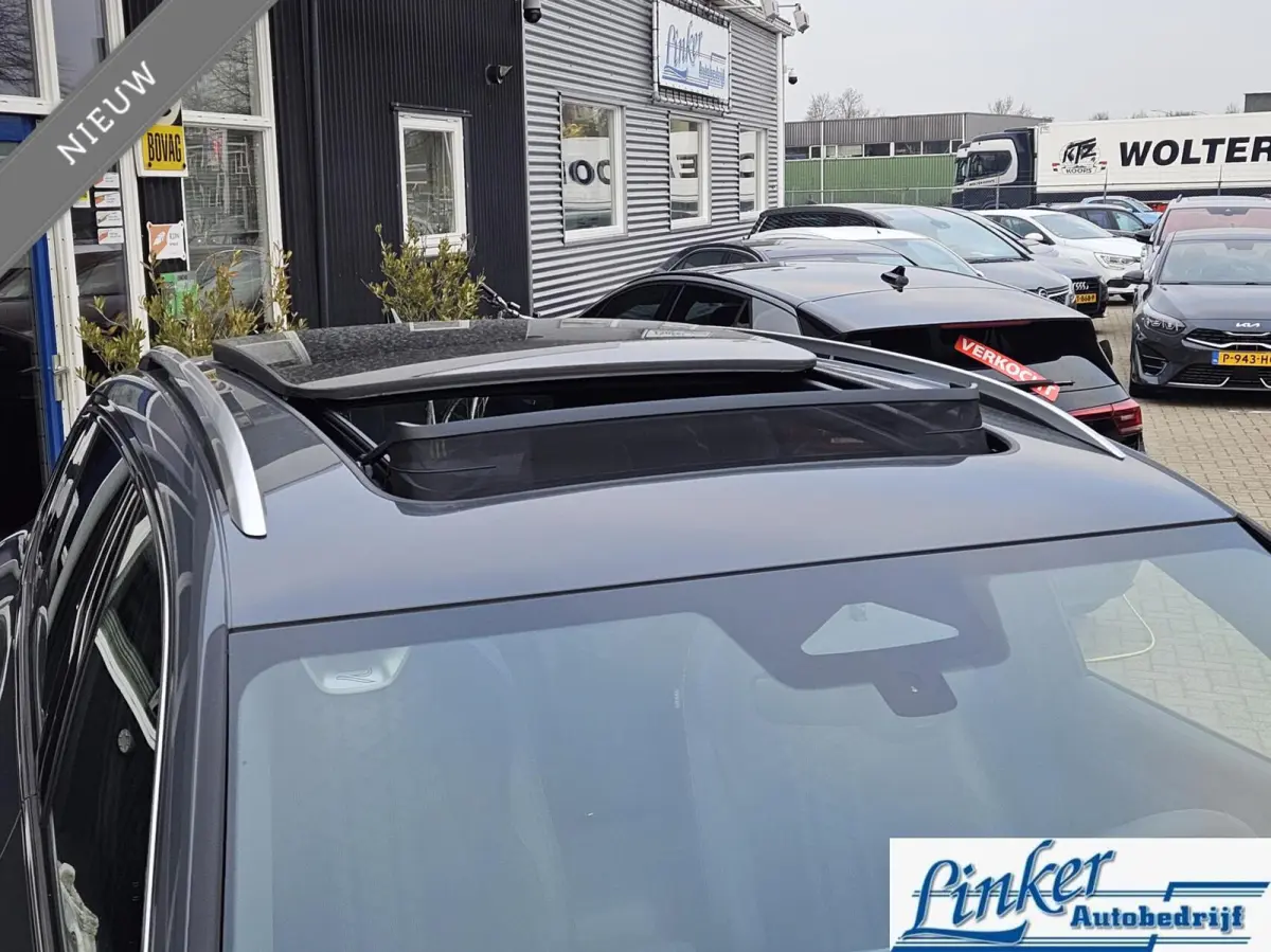1.5 NIEUW! eHybrid R-Line 272PK PANO/TREKHAAK/DIRECT INZETBAAR