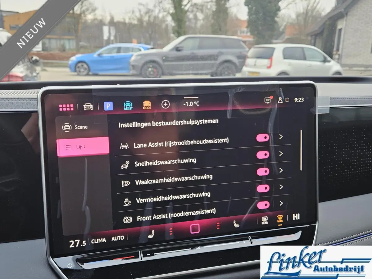 1.5 NIEUW! eHybrid R-Line 272PK PANO/TREKHAAK/DIRECT INZETBAAR