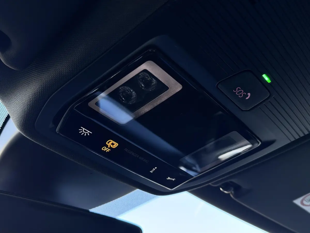 1.0 eTSI FR | Carplay | Virtual | DAB+ | Navi | Sfeerverlichting | Dealer onderhouden | Allseason banden