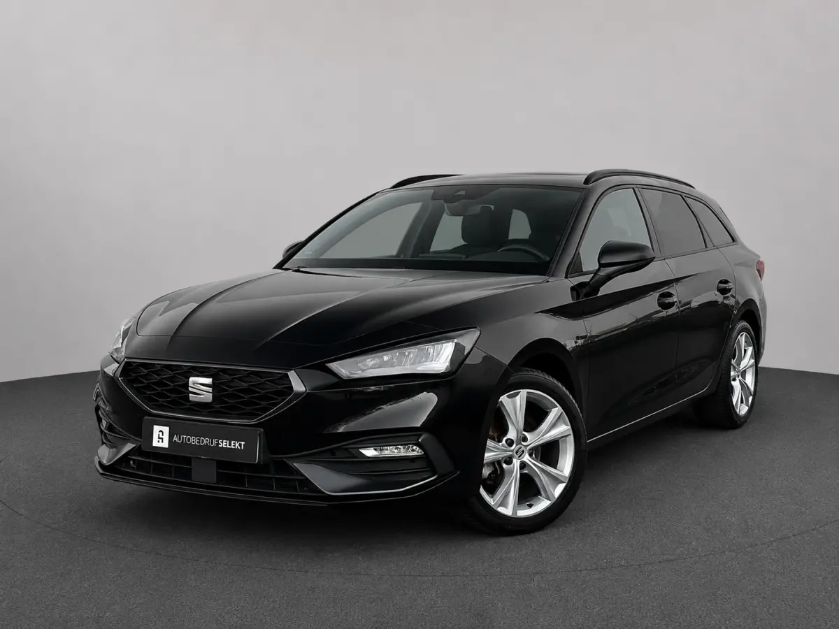 1.0 eTSI FR | Carplay | Virtual | DAB+ | Navi | Sfeerverlichting | Dealer onderhouden | Allseason banden