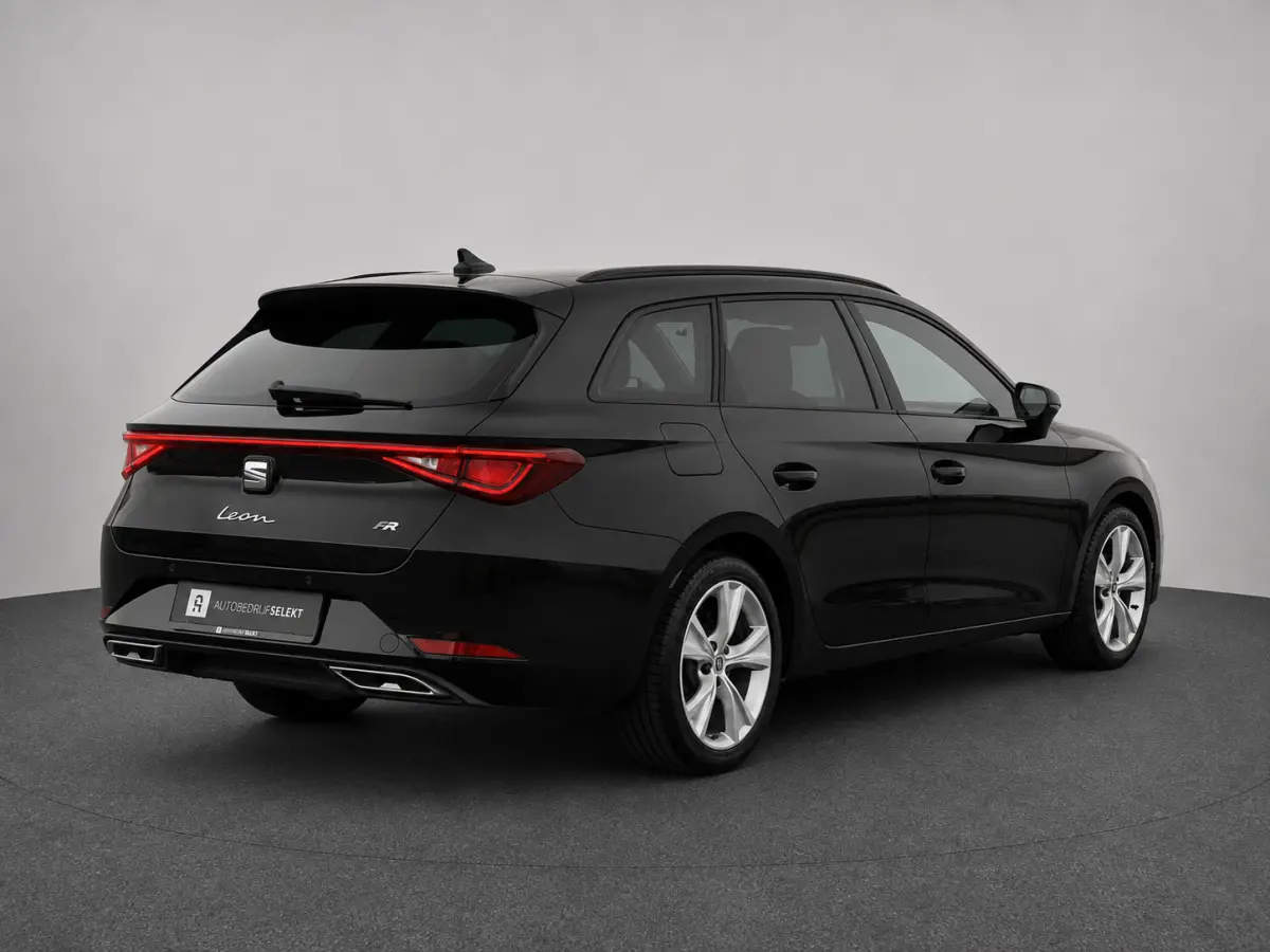 1.0 eTSI FR | Carplay | Virtual | DAB+ | Navi | Sfeerverlichting | Dealer onderhouden | Allseason banden