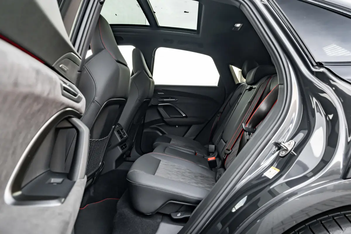 S edition 220 kW / 299 pk | Audi virtual cockpit | Dashcam | Exterieurpakket zwart