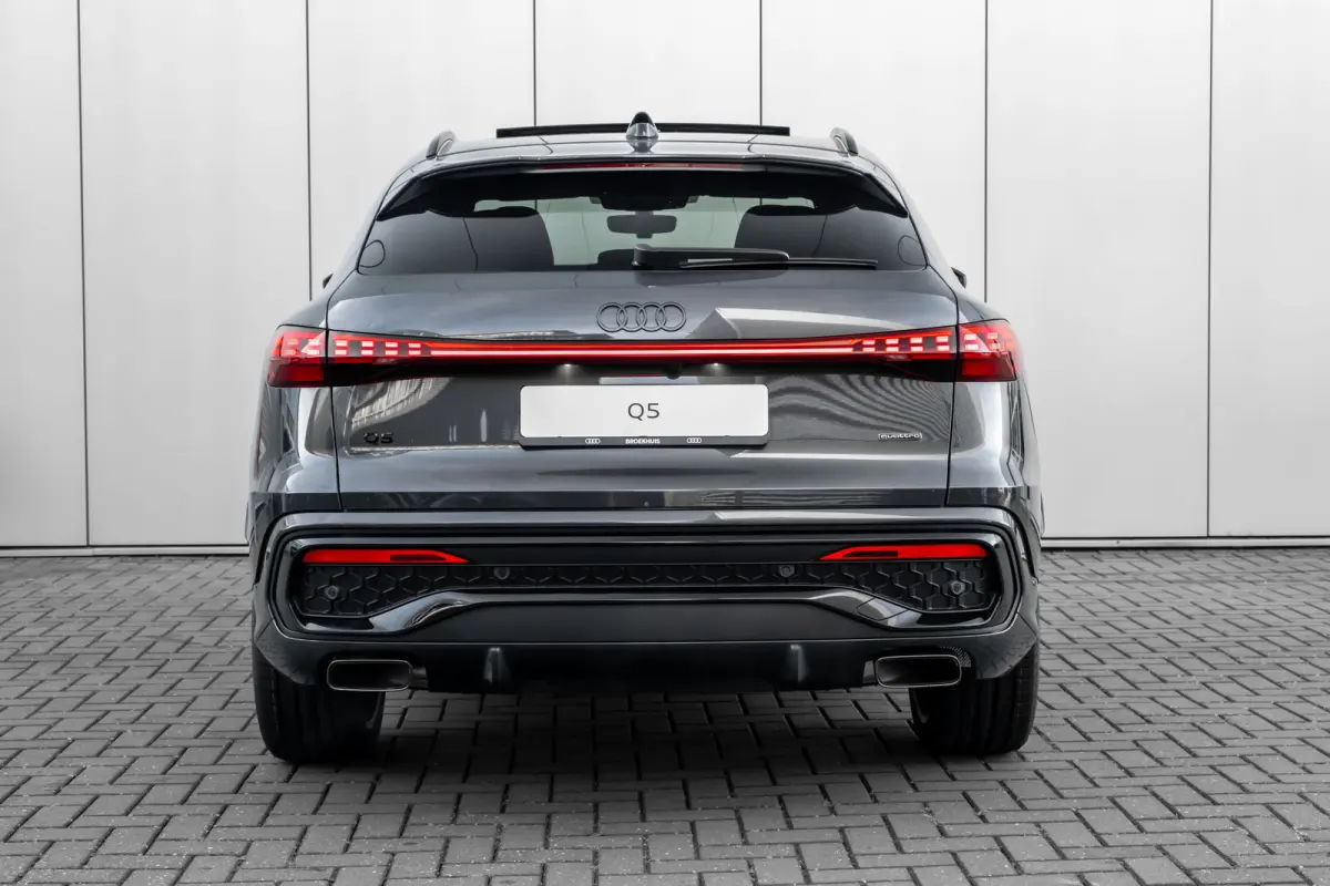 S edition 220 kW / 299 pk | Audi virtual cockpit | Dashcam | Exterieurpakket zwart