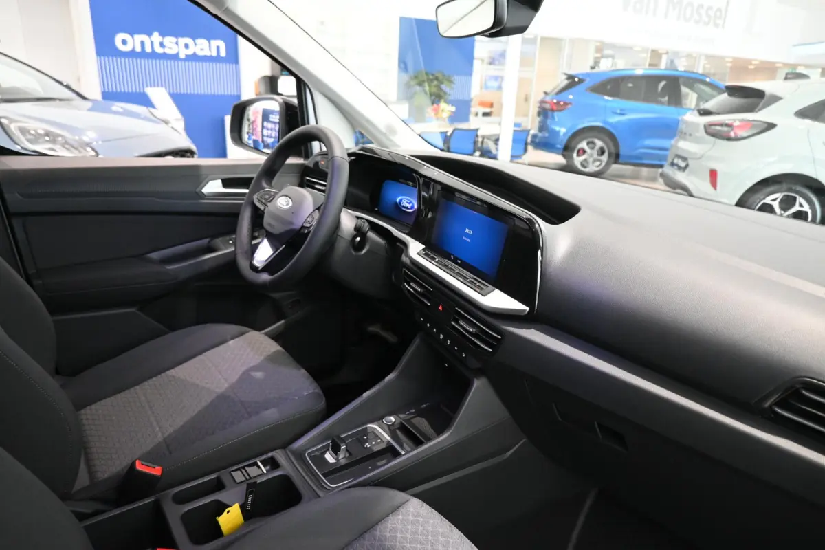 1.5 EcoBoost PHEV L1 Limited | €4.000 Korting | NIEUW UIT VOORRAAD | 118 KM Elektrisch WLTP | 0,99% Financial Lease
