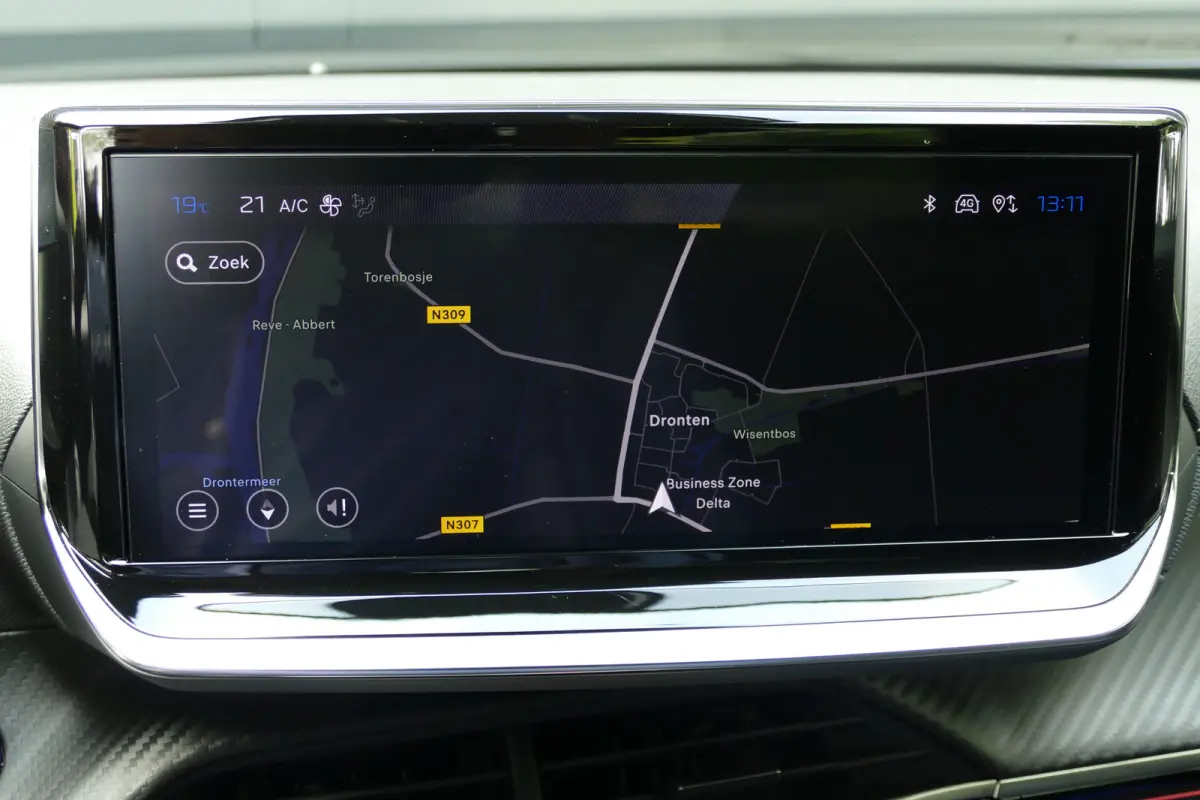 GT | Active Safety Brake met camera en radar (automatisch noodremsysteem) met Distance Alert (waarschuwing dreigende aanrijding) | Advanced Active Safety Brake met camera en radar | Climate 