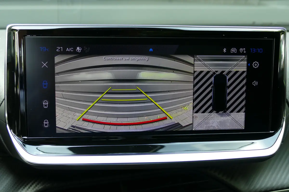 GT | Active Safety Brake met camera en radar (automatisch noodremsysteem) met Distance Alert (waarschuwing dreigende aanrijding) | Advanced Active Safety Brake met camera en radar | Climate 