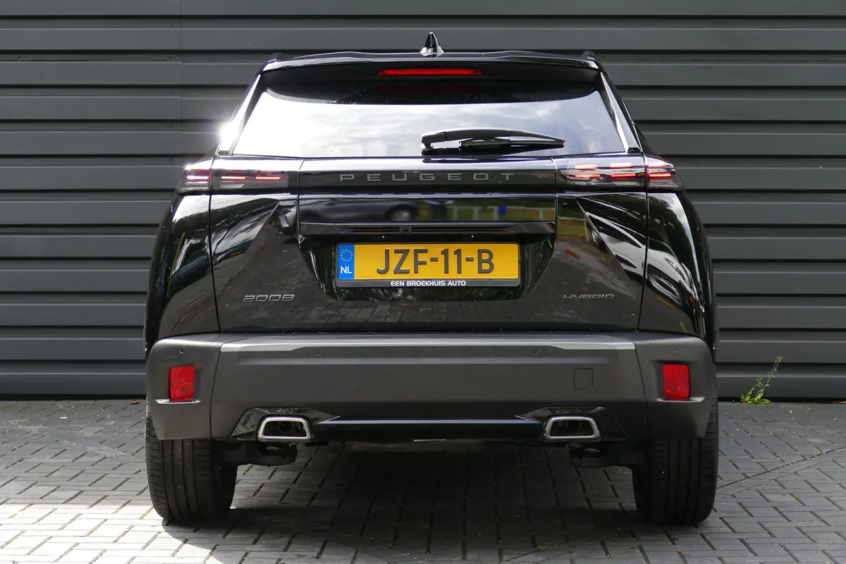 GT | Active Safety Brake met camera en radar (automatisch noodremsysteem) met Distance Alert (waarschuwing dreigende aanrijding) | Advanced Active Safety Brake met camera en radar | Climate 