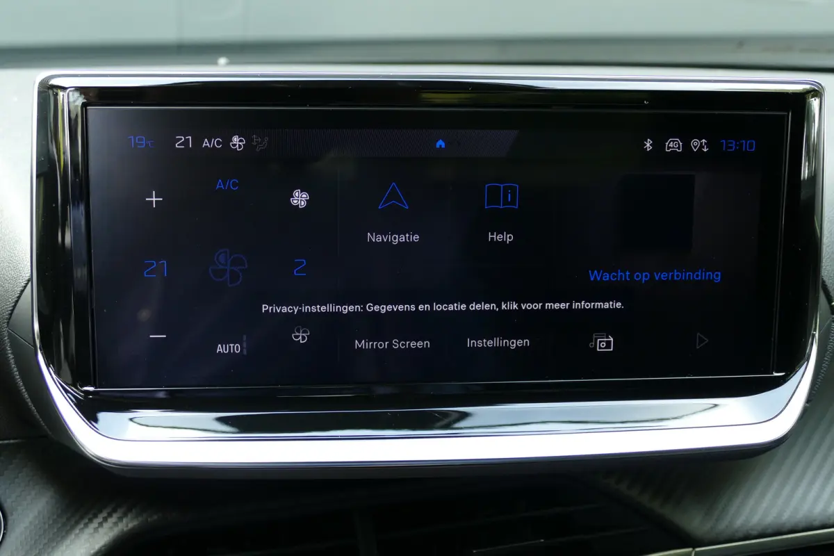 GT | Active Safety Brake met camera en radar (automatisch noodremsysteem) met Distance Alert (waarschuwing dreigende aanrijding) | Advanced Active Safety Brake met camera en radar | Climate 