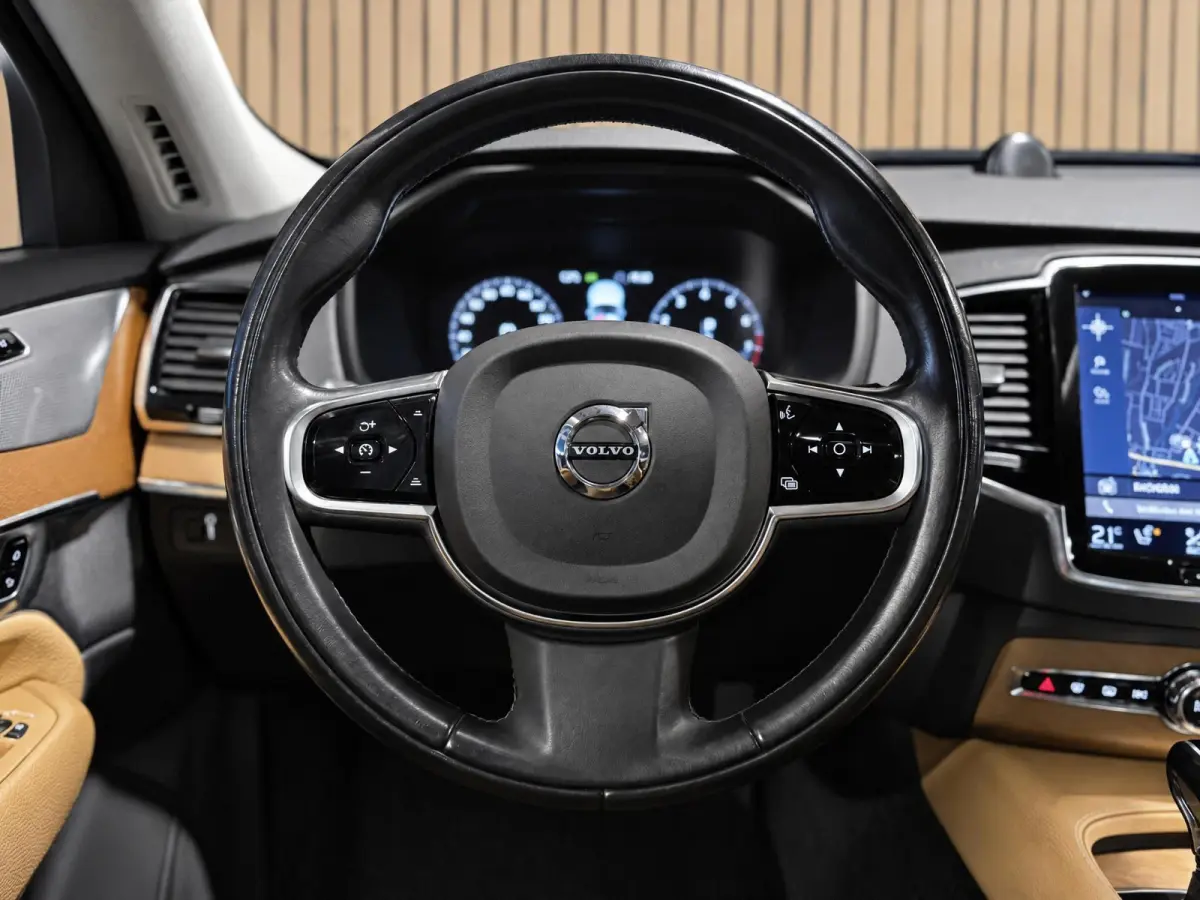 2.0 T8 Recharge AWD R-Design 7p. |Pano |Head-Up |H&K |360° |Stoelverkoel. |Massage