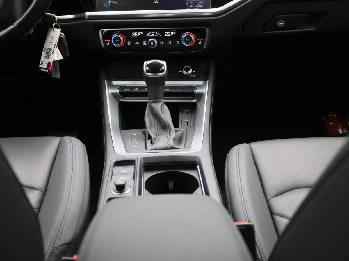 35 TFSI Pro Line Business | Automaat | Navigatie | Leder | Stoelverwarming | Achteruitrijcamera | Climate Control | Cruise Control | Parkeersensoren | Lichtmetalen Velgen |