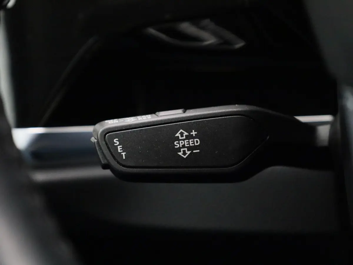 35 TFSI Pro Line Business | Automaat | Navigatie | Leder | Stoelverwarming | Achteruitrijcamera | Climate Control | Cruise Control | Parkeersensoren | Lichtmetalen Velgen |