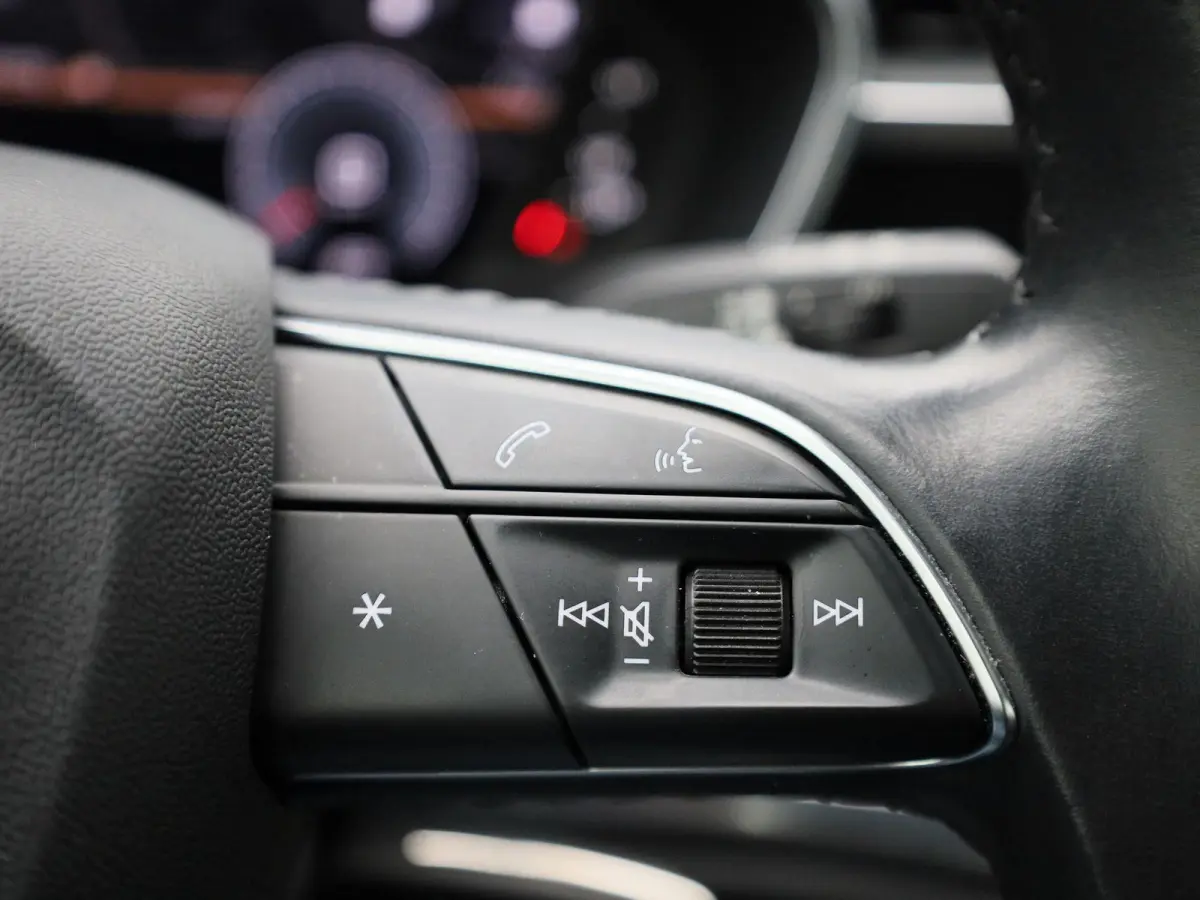 35 TFSI Pro Line Business | Automaat | Navigatie | Leder | Stoelverwarming | Achteruitrijcamera | Climate Control | Cruise Control | Parkeersensoren | Lichtmetalen Velgen |