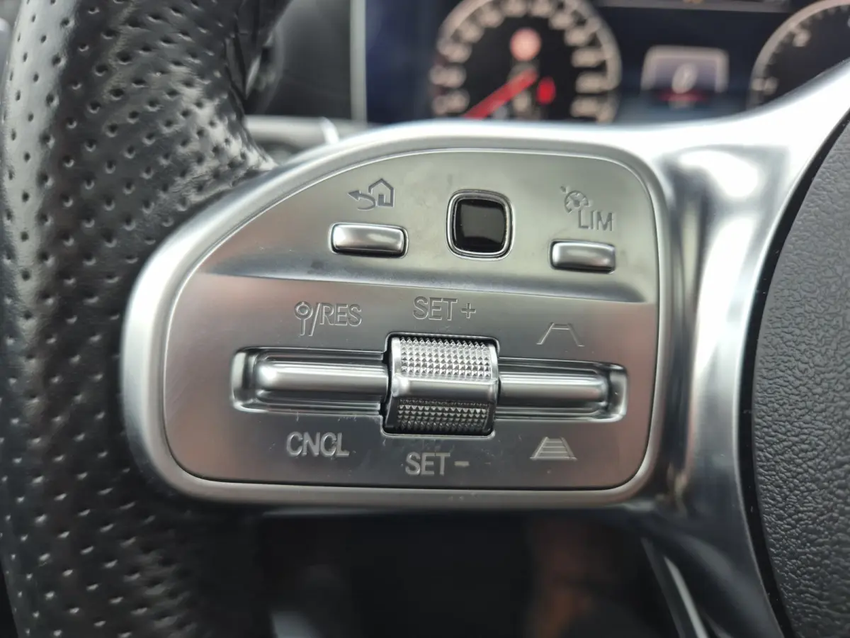 350 d 4MATIC Premium Plus (BTW auto) Burmester / Schuif-kanteldak / Luchtvering. Volle auto.
